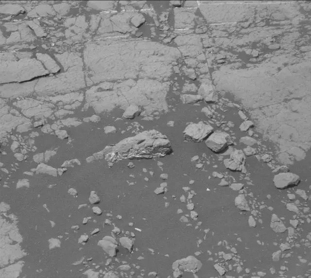 Sol 2764: Mast Camera (Mastcam)