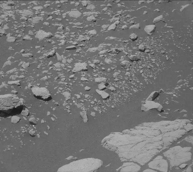 Sol 2764: Mast Camera (Mastcam)