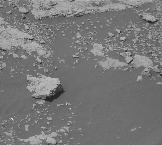 Sol 2764: Mast Camera (Mastcam)