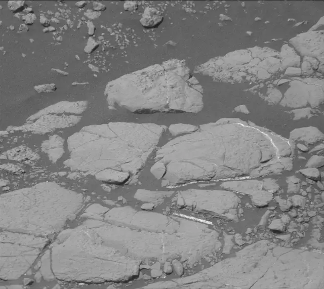 Sol 2764: Mast Camera (Mastcam)