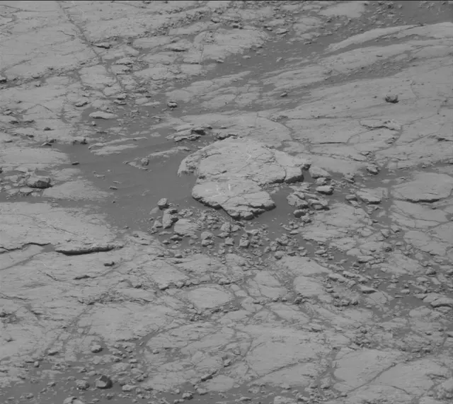 Sol 2764: Mast Camera (Mastcam)