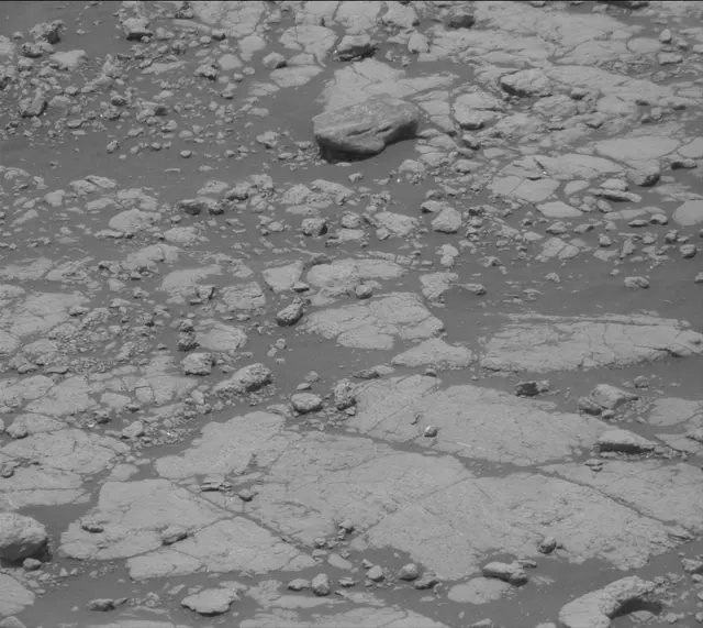 Sol 2774: Mast Camera (Mastcam)
