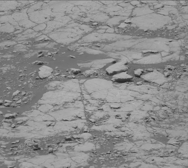 Sol 2774: Mast Camera (Mastcam)