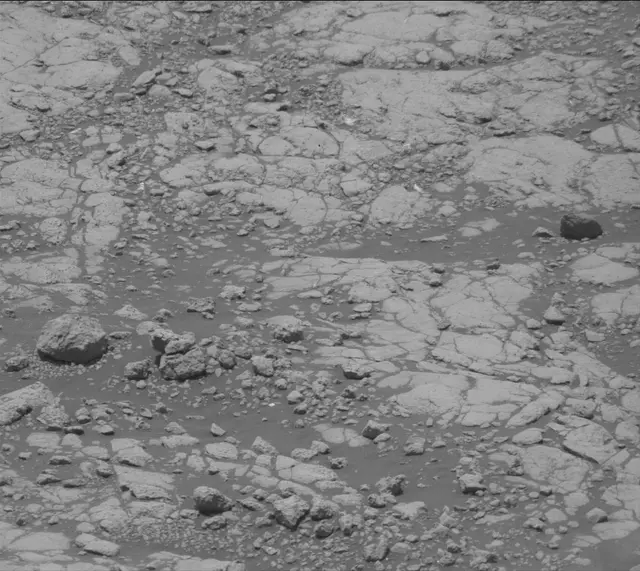 Sol 2774: Mast Camera (Mastcam)