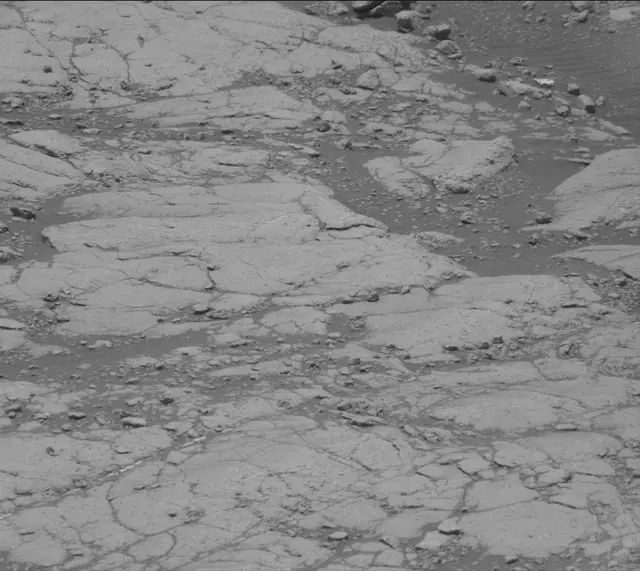 Sol 2774: Mast Camera (Mastcam)