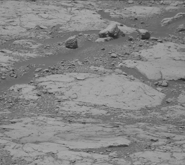 Sol 2774: Mast Camera (Mastcam)