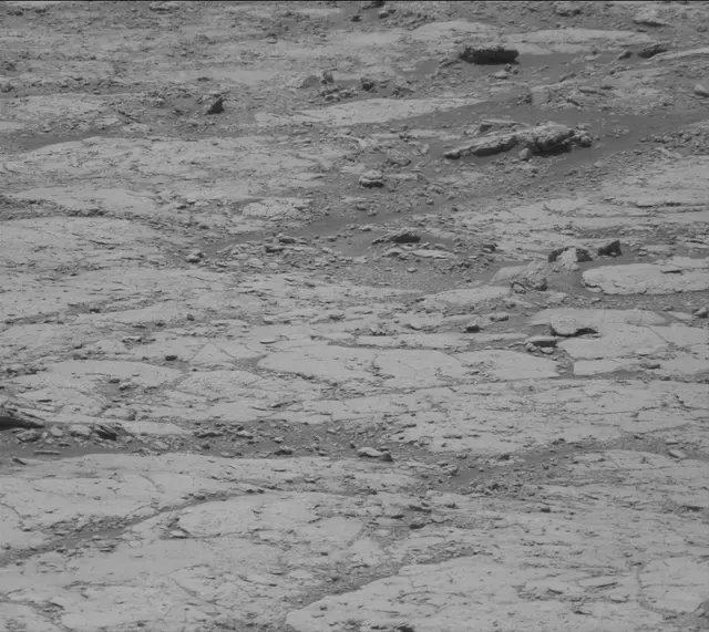 Sol 2774: Mast Camera (Mastcam)