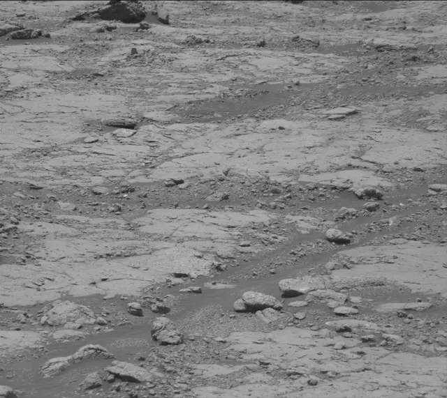 Sol 2774: Mast Camera (Mastcam)