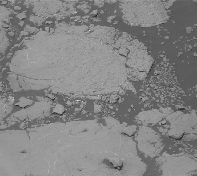 Sol 2778: Mast Camera (Mastcam)