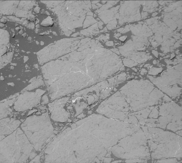 Sol 2778: Mast Camera (Mastcam)