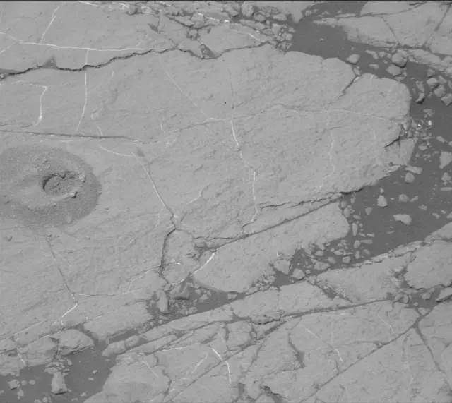 Sol 2778: Mast Camera (Mastcam)