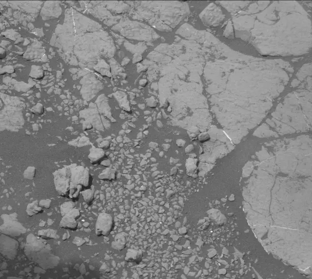 Sol 2778: Mast Camera (Mastcam)