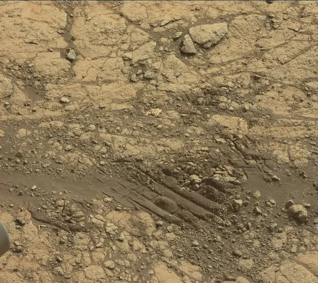 Sol 2780: Mast Camera (Mastcam)