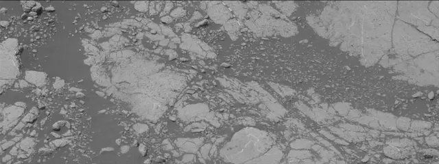 Sol 2781: Mast Camera (Mastcam)