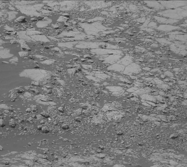 Sol 2781: Mast Camera (Mastcam)