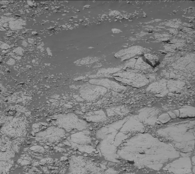 Sol 2781: Mast Camera (Mastcam)