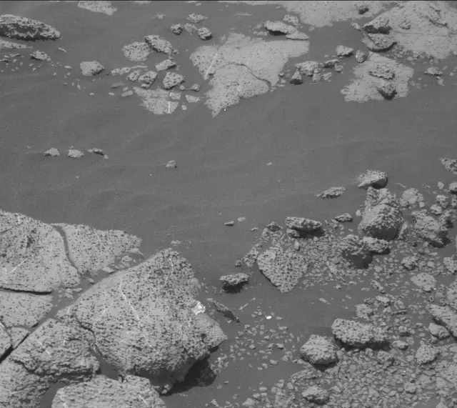 Sol 2781: Mast Camera (Mastcam)