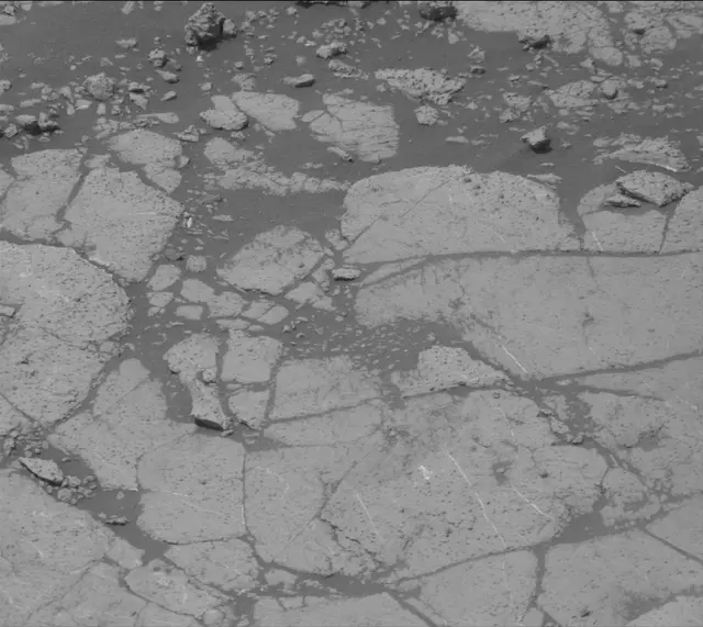 Sol 2781: Mast Camera (Mastcam)