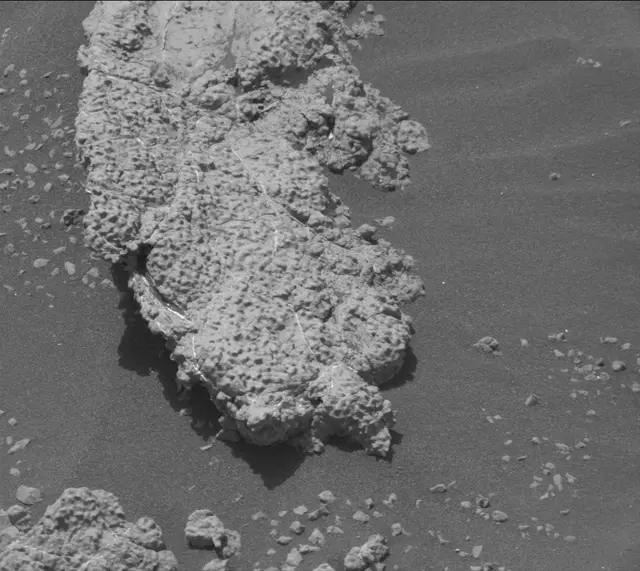 Sol 2783: Mast Camera (Mastcam)