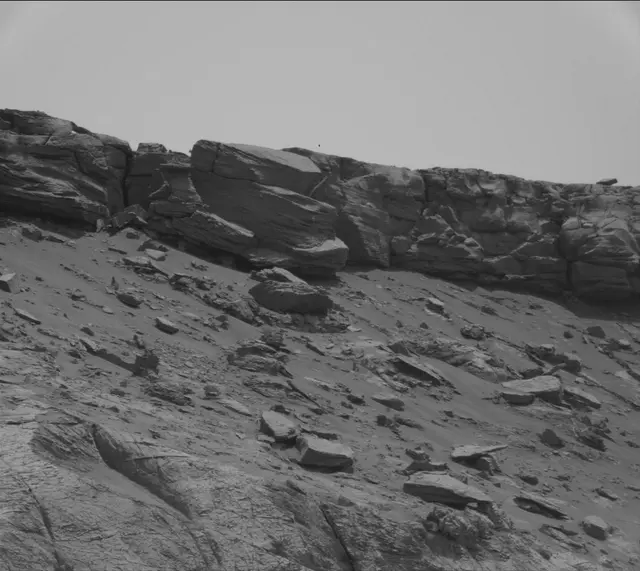 Sol 2783: Mast Camera (Mastcam)