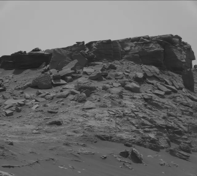Sol 2783: Mast Camera (Mastcam)