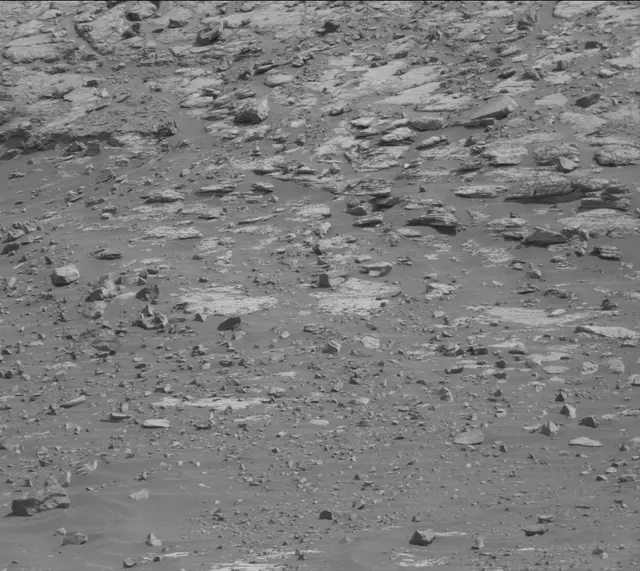Sol 2784: Mast Camera (Mastcam)