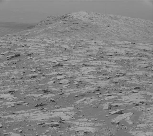 Sol 2786: Mast Camera (Mastcam)