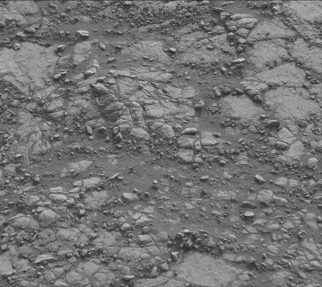 Sol 2786: Mast Camera (Mastcam)