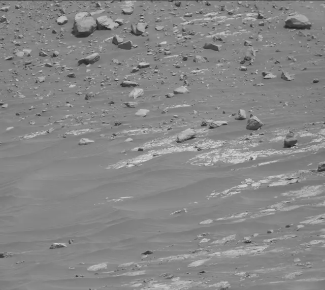 Sol 2786: Mast Camera (Mastcam)