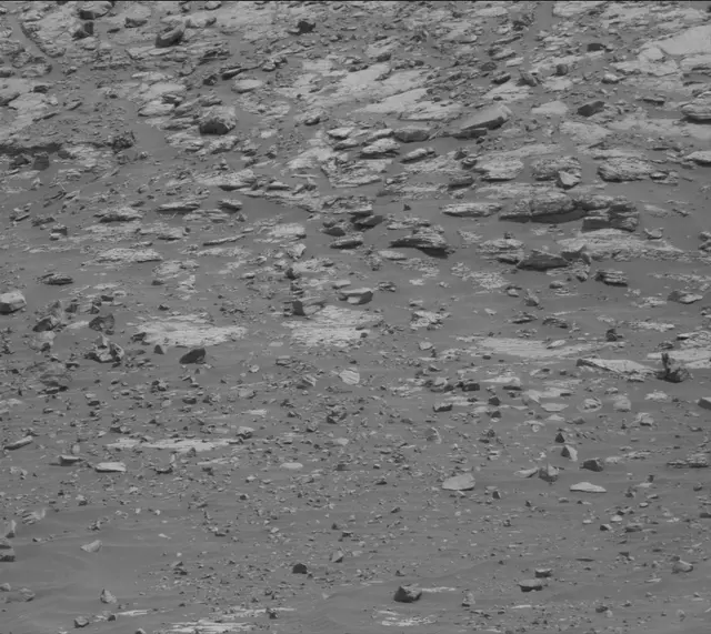Sol 2786: Mast Camera (Mastcam)