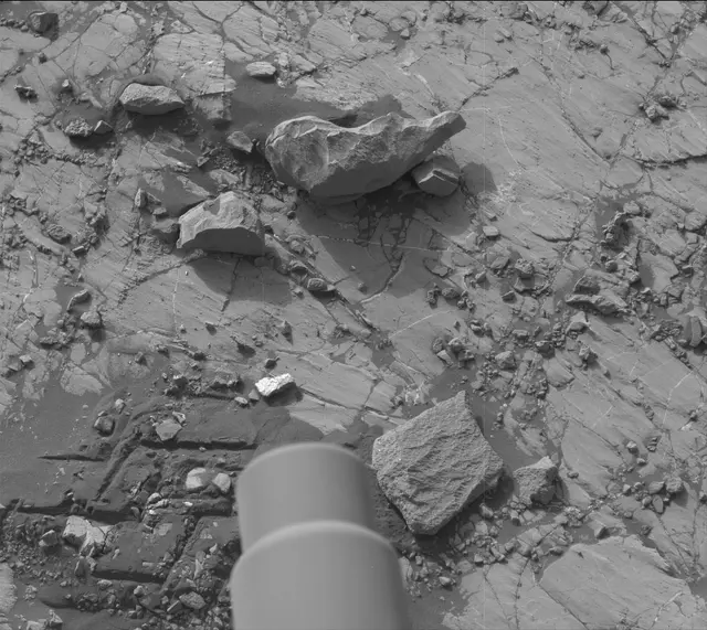 Sol 2788: Mast Camera (Mastcam)