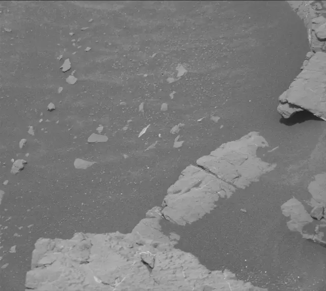 Sol 2788: Mast Camera (Mastcam)