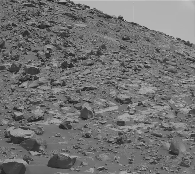 Sol 2789: Mast Camera (Mastcam)