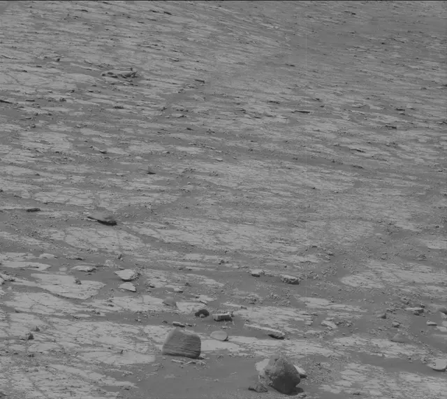 Sol 2789: Mast Camera (Mastcam)