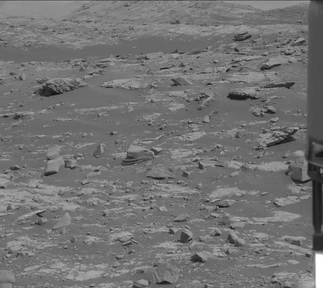 Sol 2789: Mast Camera (Mastcam)