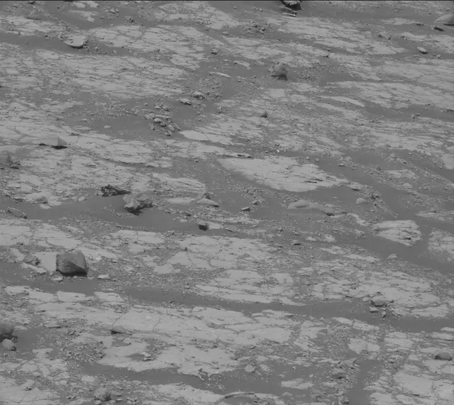 Sol 2789: Mast Camera (Mastcam)