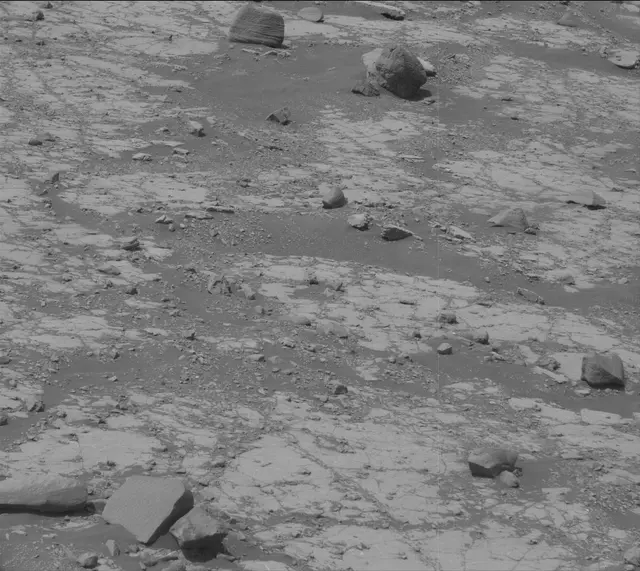 Sol 2789: Mast Camera (Mastcam)