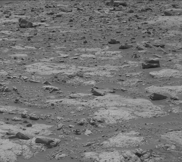 Sol 2789: Mast Camera (Mastcam)