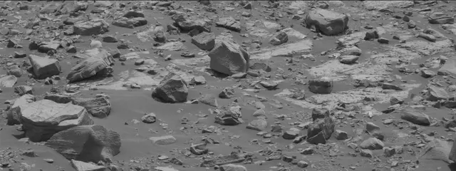 Sol 2790: Mast Camera (Mastcam)