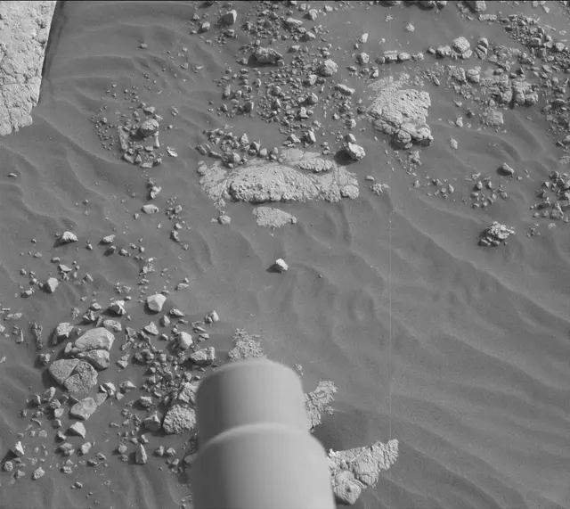 Sol 2790: Mast Camera (Mastcam)