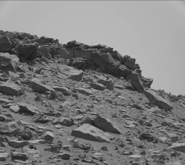 Sol 2790: Mast Camera (Mastcam)