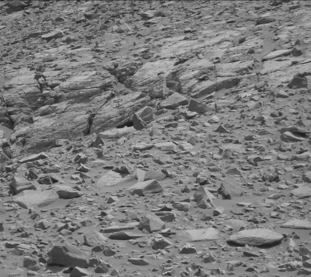 Sol 2790: Mast Camera (Mastcam)