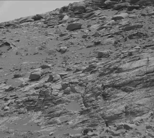 Sol 2790: Mast Camera (Mastcam)