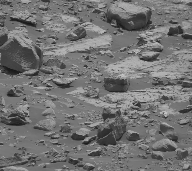 Sol 2790: Mast Camera (Mastcam)