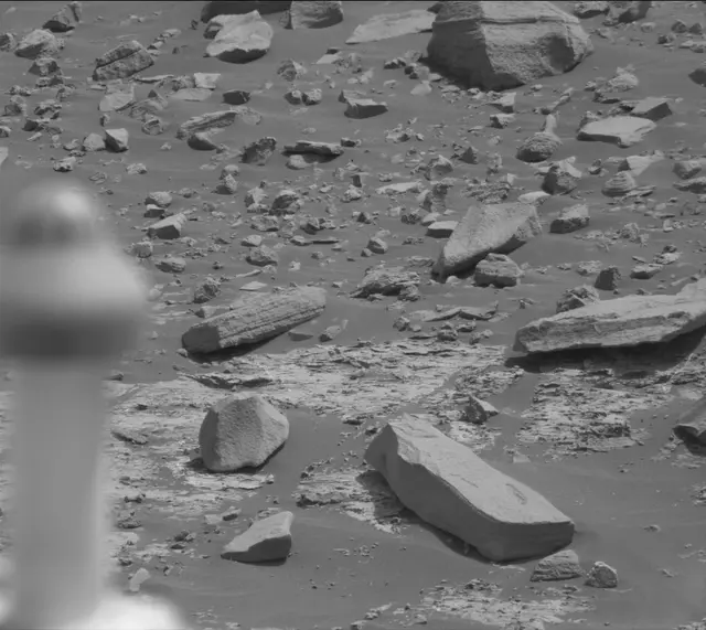 Sol 2790: Mast Camera (Mastcam)