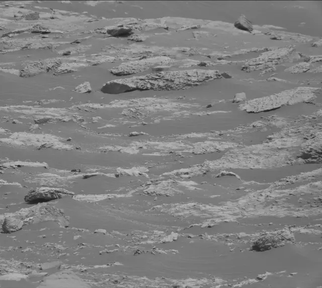 Sol 2790: Mast Camera (Mastcam)