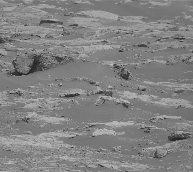 Sol 2790: Mast Camera (Mastcam)