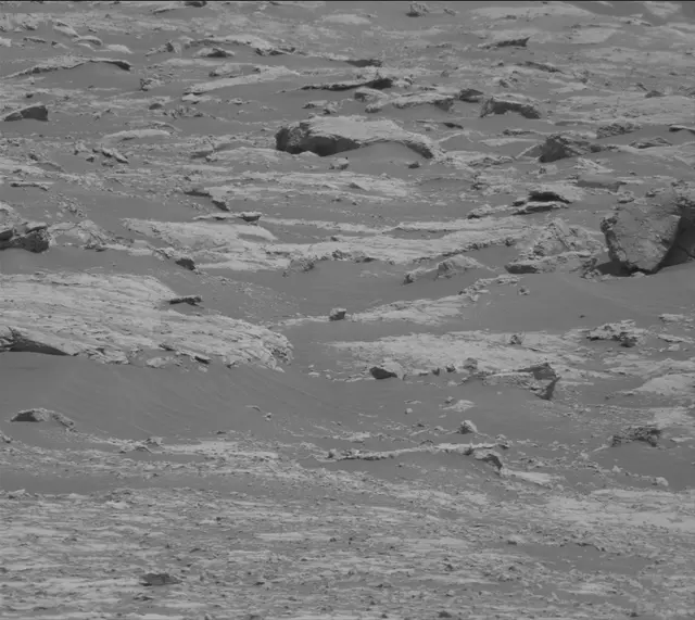 Sol 2790: Mast Camera (Mastcam)