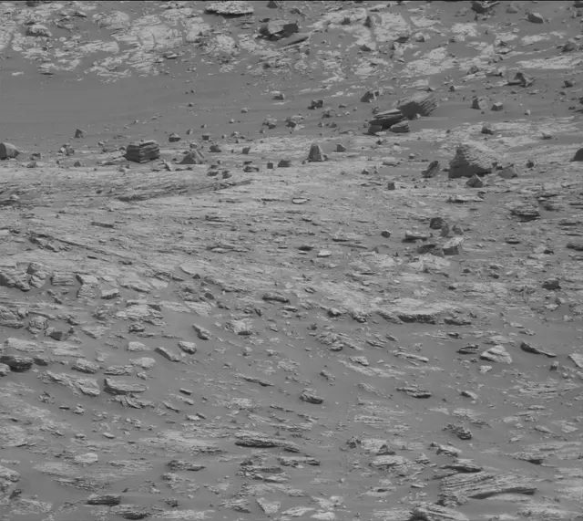 Sol 2792: Mast Camera (Mastcam)