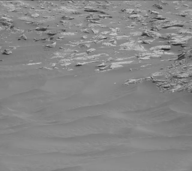 Sol 2792: Mast Camera (Mastcam)